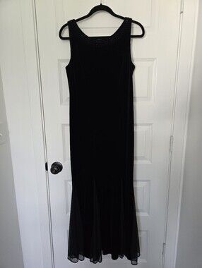 Black Velvet Long Dress With Mermaid Hem Dressbarn Size 10